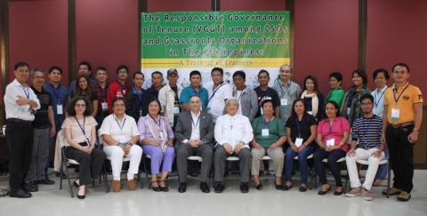 Participants of the training of trainers on “Increase the use of the VGGT among CSOs and Grassroots Organizations in the Philippines.” Photo credits to CMN.